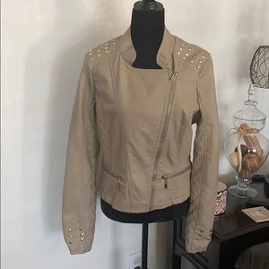 Therapy Jacket Tan